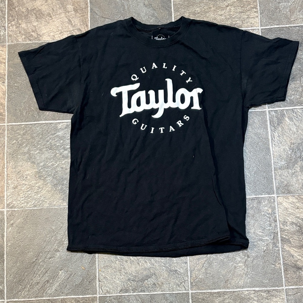 Tee Vintage Taylor Black Short Sleeve